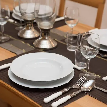 Tallinn City Apartments - Luxury 3 Bedroom, Sauna, Views Esterno foto